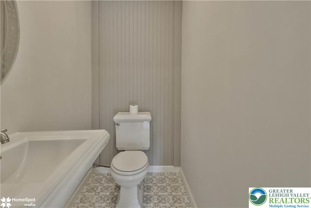 919 Point Phillips Road, Moore Twp, PA 18014
