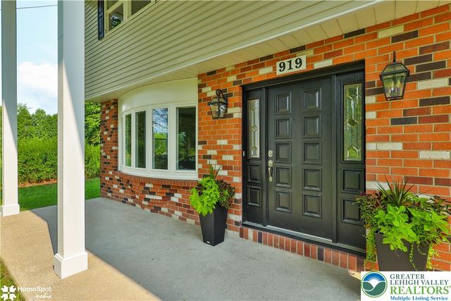 919 Point Phillips Road, Moore Twp, PA 18014
