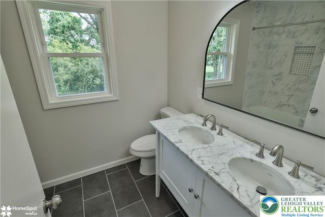919 Point Phillips Road, Moore Twp, PA 18014
