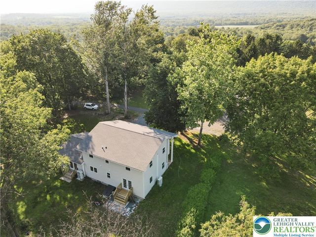 919 Point Phillips Road, Moore Twp, PA 18014