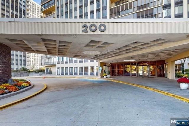200 Winston Drive 418, Cliffside Park, NJ 07010