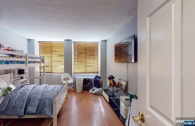 200 Winston Drive 418, Cliffside Park, NJ 07010