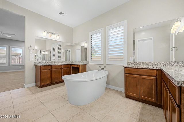 10650 E TRILLIUM Avenue, Mesa, AZ 85212
