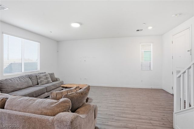 9876 Abel Cliff Street, Las Vegas, NV 89143