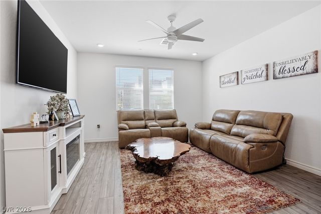 9876 Abel Cliff Street, Las Vegas, NV 89143