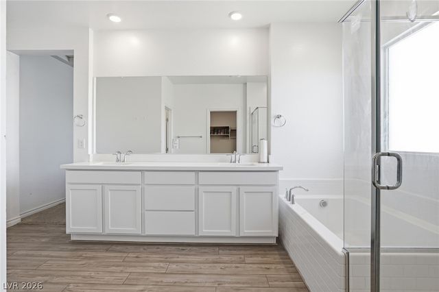 9876 Abel Cliff Street, Las Vegas, NV 89143