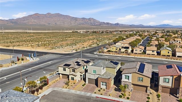 9876 Abel Cliff Street, Las Vegas, NV 89143