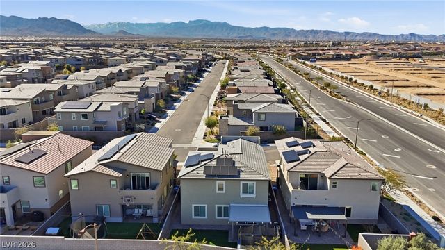 9876 Abel Cliff Street, Las Vegas, NV 89143