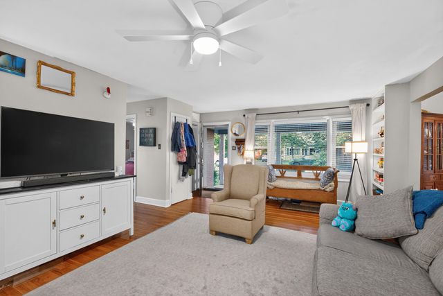 554 Sheridan Drive, Lexington, KY 40503