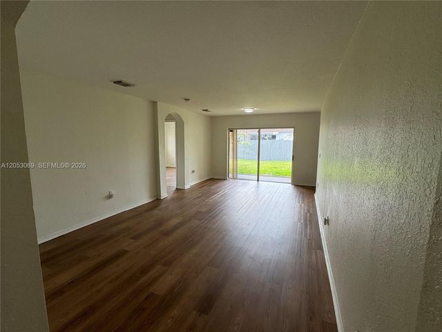 13265 SW 284th St 13265, Homestead, FL 33033