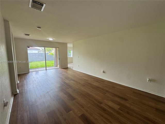 13265 SW 284th St 13265, Homestead, FL 33033