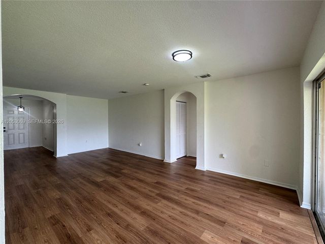 13265 SW 284th St 13265, Homestead, FL 33033
