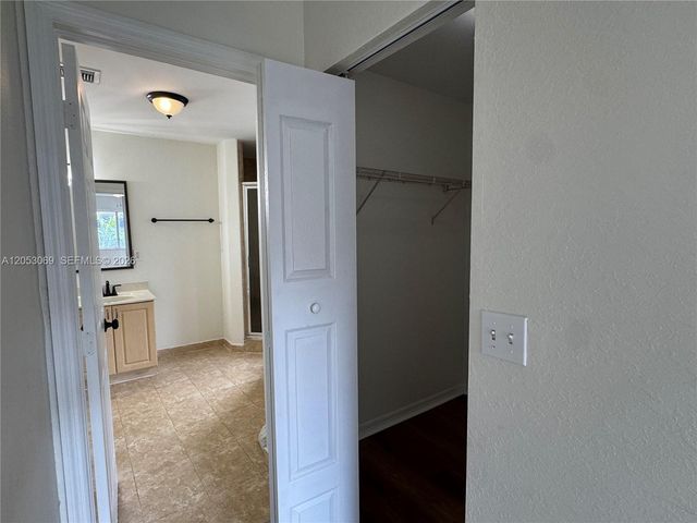 13265 SW 284th St 13265, Homestead, FL 33033
