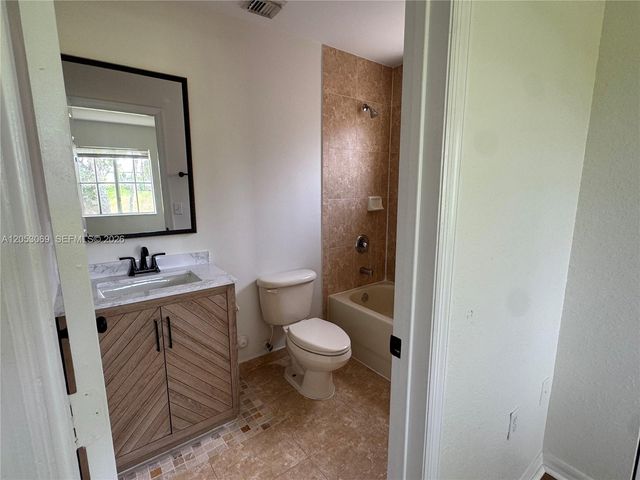 13265 SW 284th St 13265, Homestead, FL 33033