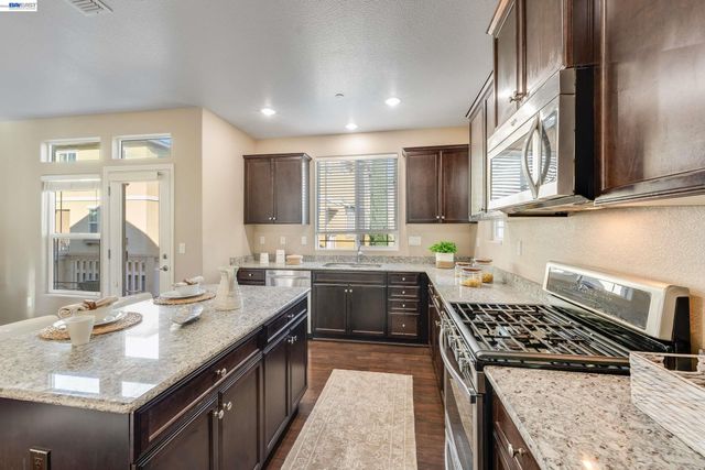 2749 Pismo Terrace, Fremont, CA 94538