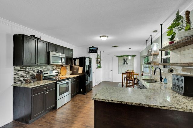 608 Timothy Drive, Fort Worth, TX 76028