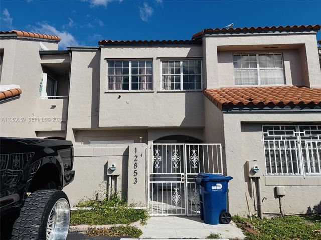 12853 SW 64th Ln, Miami, FL 33183