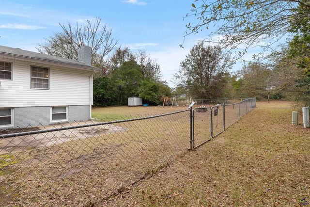 1405 Cambridge Road, Perry, GA 31069