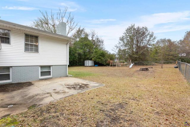 1405 Cambridge Road, Perry, GA 31069