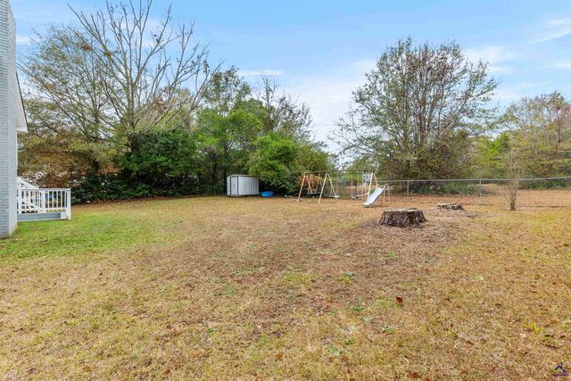 1405 Cambridge Road, Perry, GA 31069