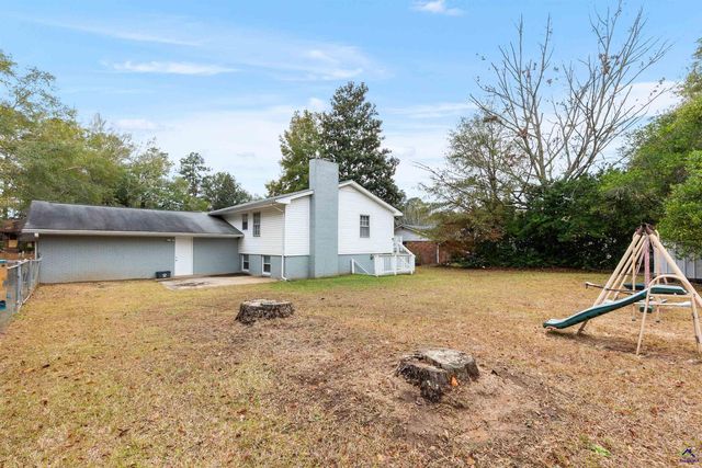 1405 Cambridge Road, Perry, GA 31069