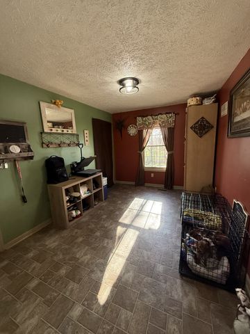 231 Austin Rd, Lafayette, TN 37083