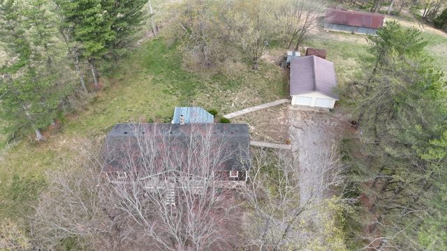 231 Austin Rd, Lafayette, TN 37083