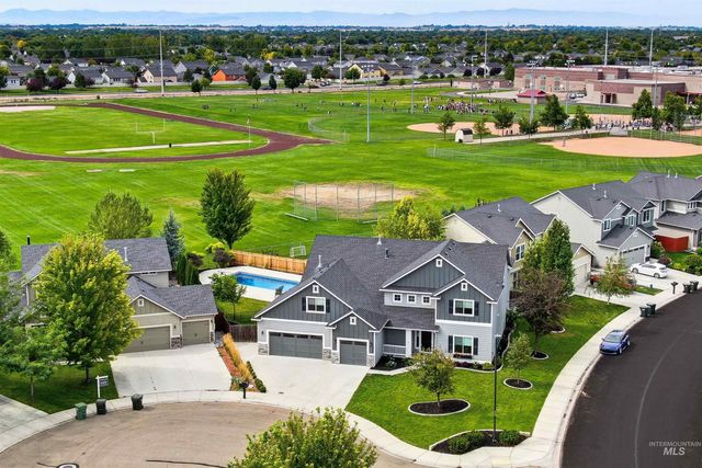 5103 N Zamora Way, Meridian, ID 83646