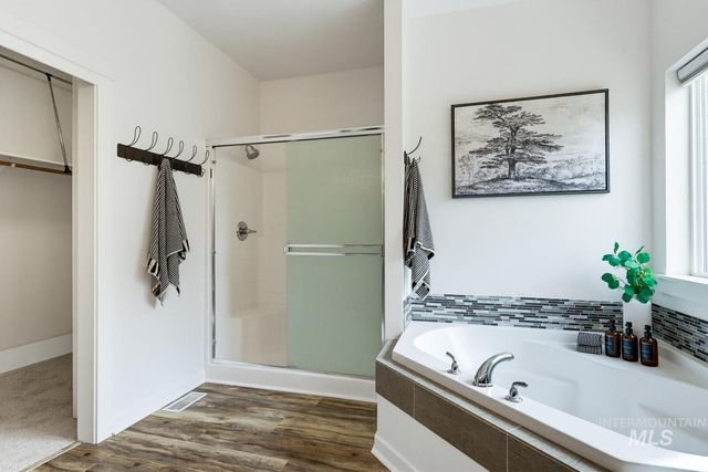 5103 N Zamora Way, Meridian, ID 83646