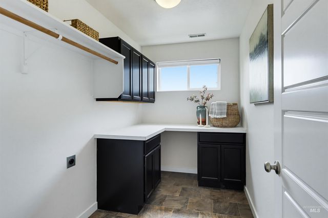 5103 N Zamora Way, Meridian, ID 83646