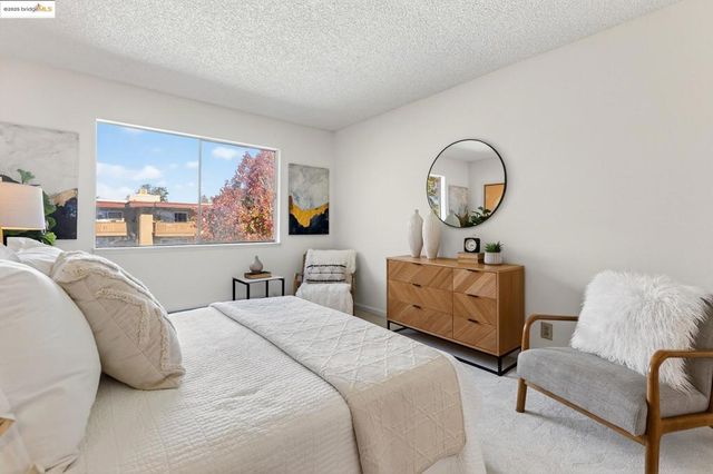 1311 Webster St E316, Alameda, CA 94501