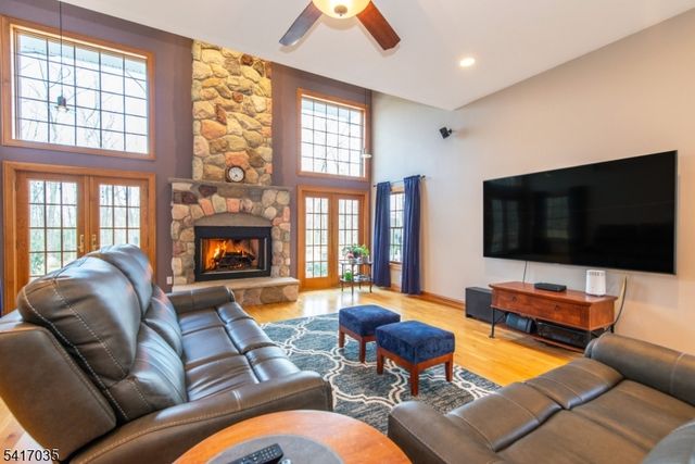 1 Pillar Dr, Rockaway Twp., NJ 07866