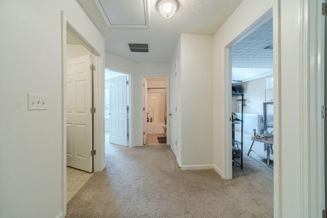 804 Pebble Place, Loganville, GA 30052