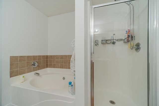 804 Pebble Place, Loganville, GA 30052