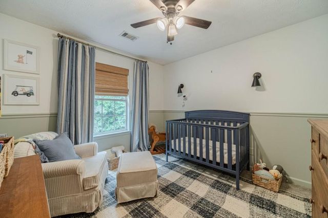 804 Pebble Place, Loganville, GA 30052