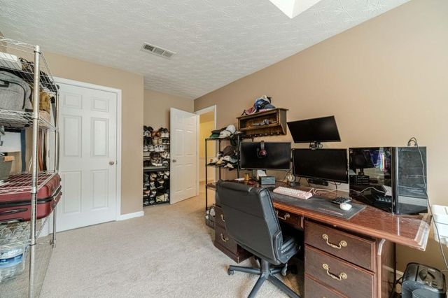 804 Pebble Place, Loganville, GA 30052