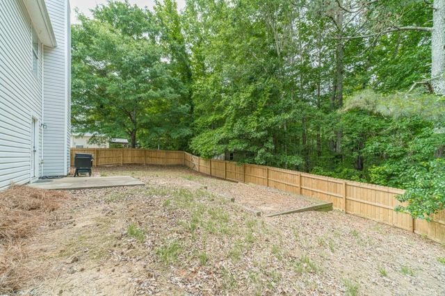 804 Pebble Place, Loganville, GA 30052