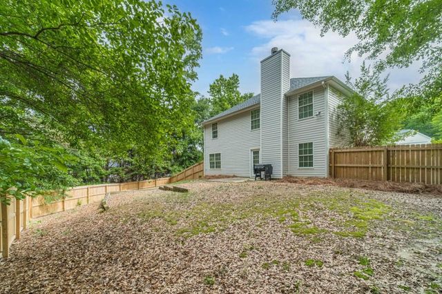 804 Pebble Place, Loganville, GA 30052