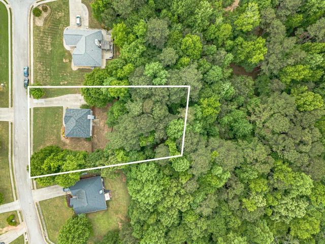 804 Pebble Place, Loganville, GA 30052