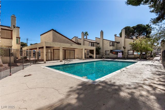 5015 Spencer Street C, Las Vegas, NV 89119