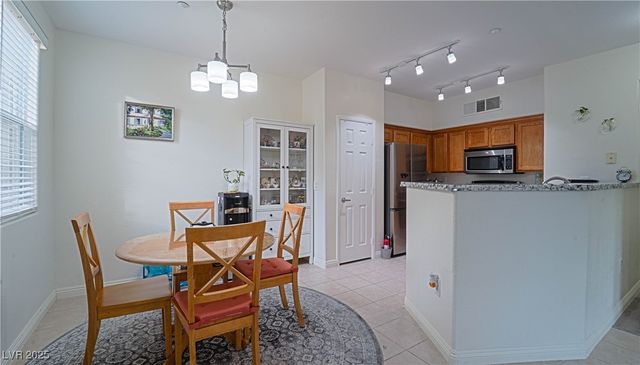 50 Aura De Blanco Street 13102, Henderson, NV 89074