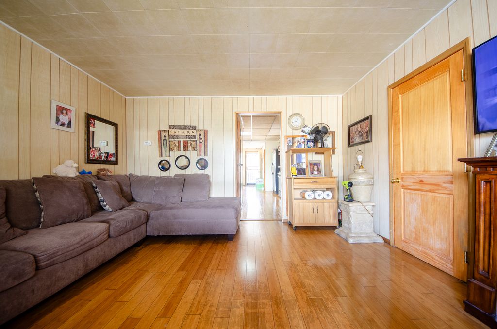 2263 N Marmora Avenue, Chicago, IL 60639 — photo 2