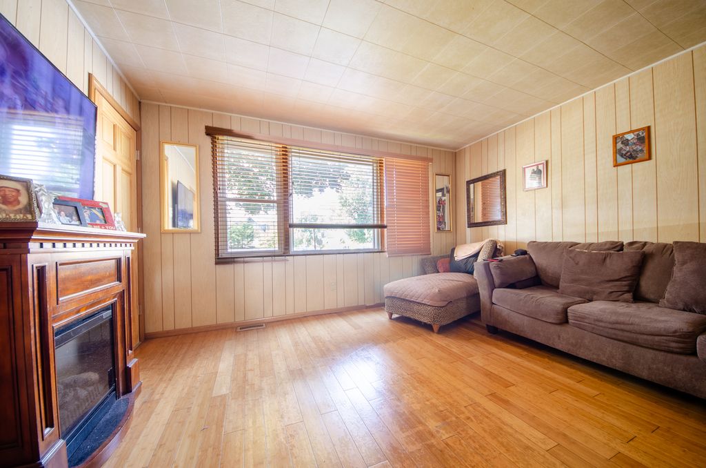 2263 N Marmora Avenue, Chicago, IL 60639 — photo 3