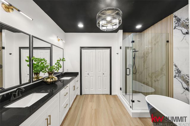 2410 Calumet Street B, Houston, TX 77004