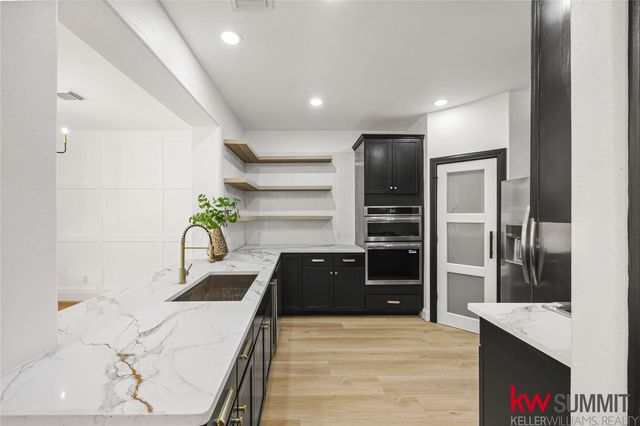 2410 Calumet Street B, Houston, TX 77004