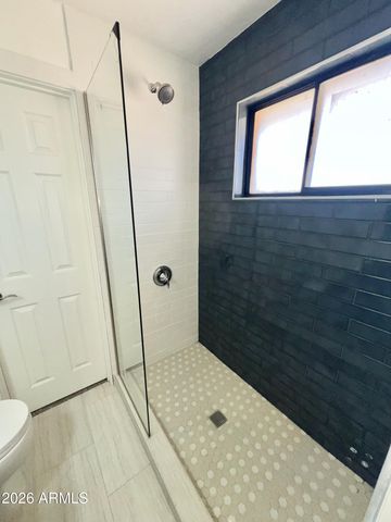 3818 W RUTH Avenue, Phoenix, AZ 85051