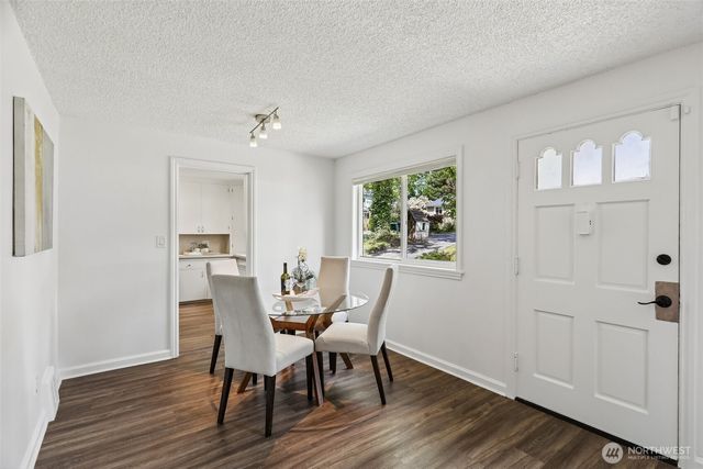 6745 18th Avenue SW, Seattle, WA 98106