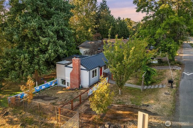 6745 18th Avenue SW, Seattle, WA 98106