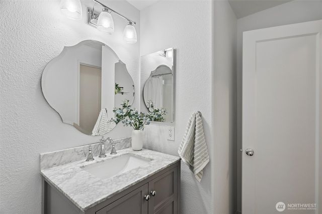 6745 18th Avenue SW, Seattle, WA 98106
