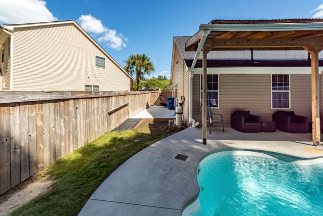 5346 Greggs Landing, North Charleston, SC 29420